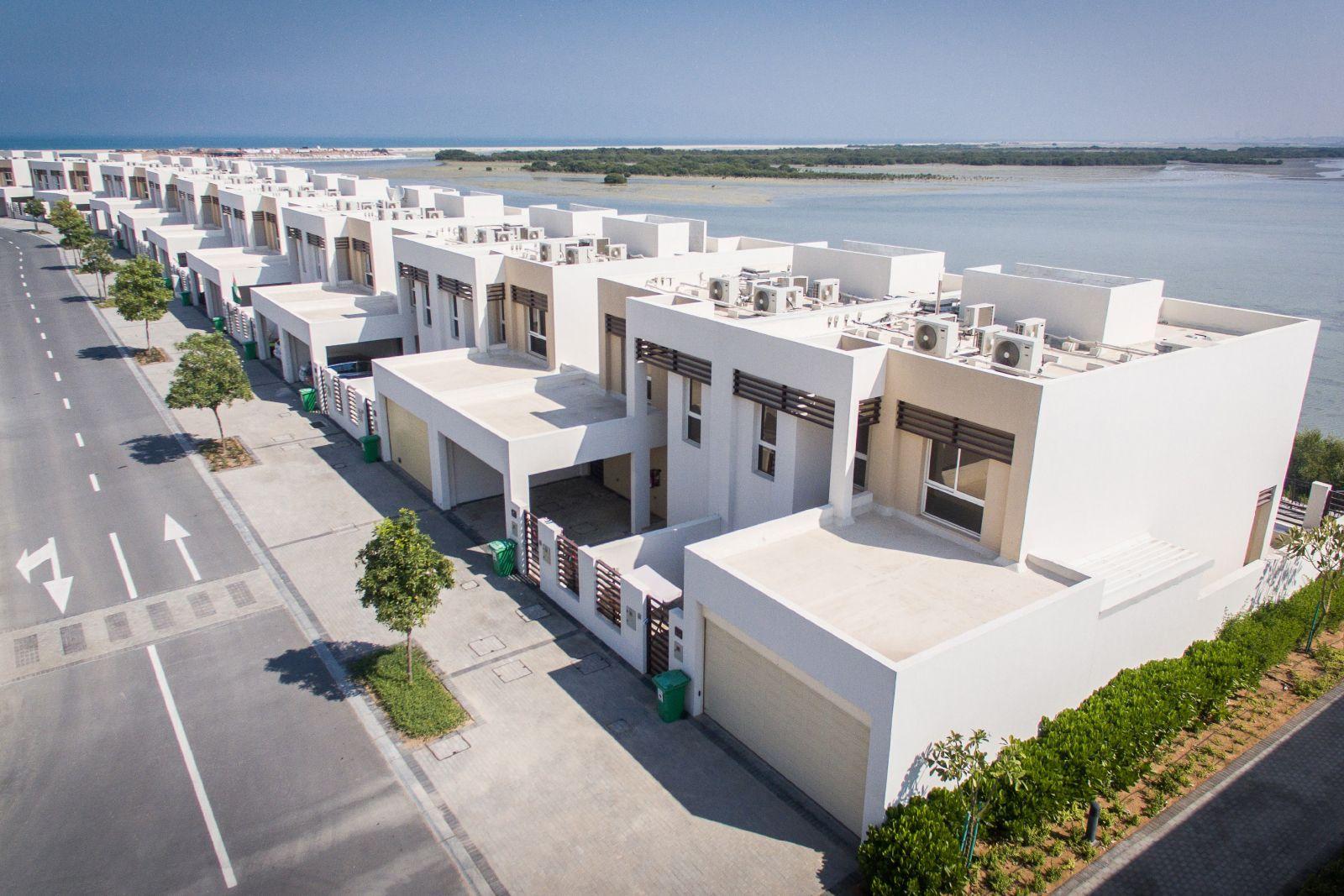 RAK Properties -01.jpg