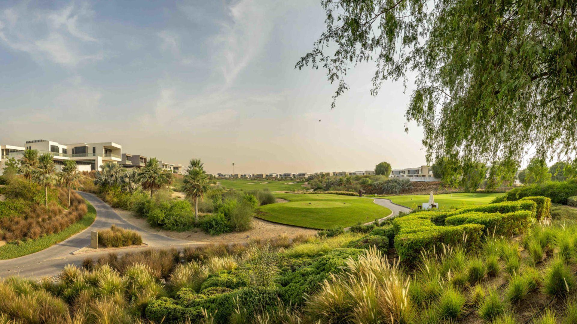 dubai-hills-3.jpg